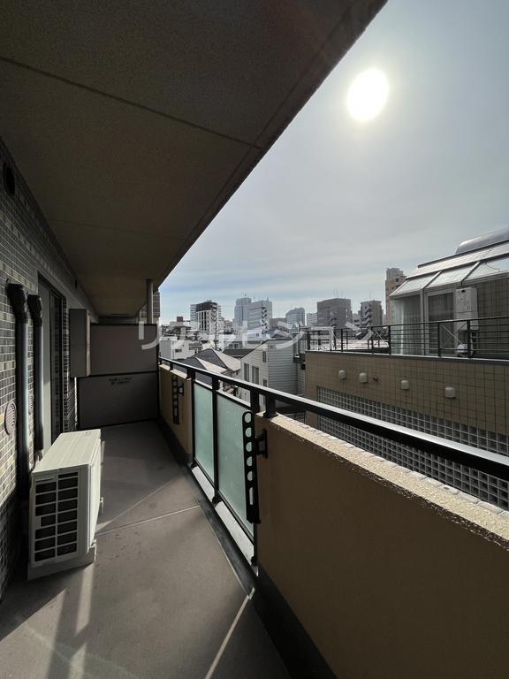 バルコニー　他部屋参考写真です。