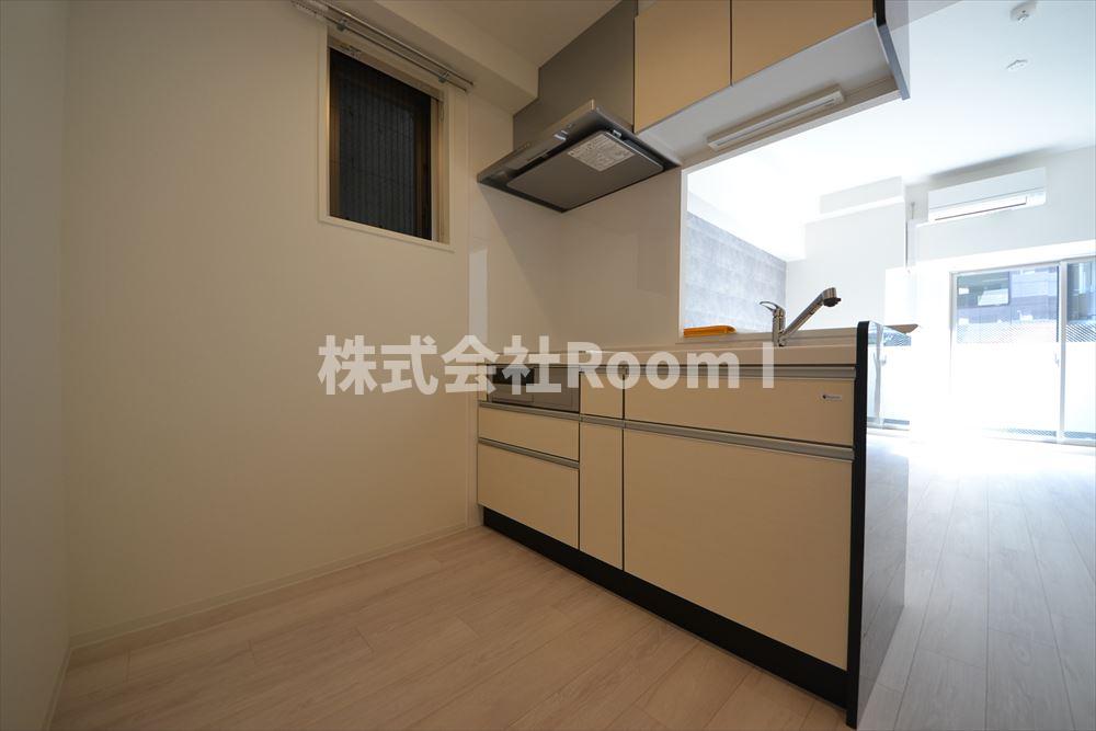 キッチン　コンパクトなキッチンで掃除もラクラク