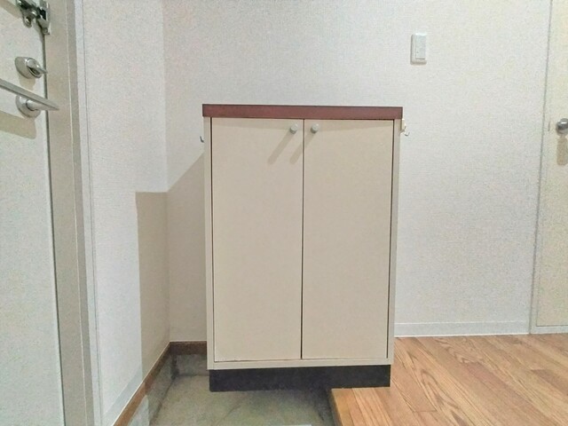 玄関　玄関の散らかりを防ぐシューズＢＯＸ付き♪