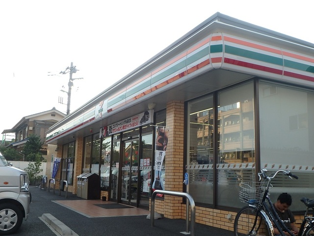 コンビニ　セブン－イレブン　川口芝下３丁目店（コンビニ）まで160m