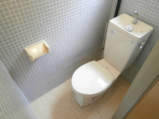 トイレ　同型タイプ