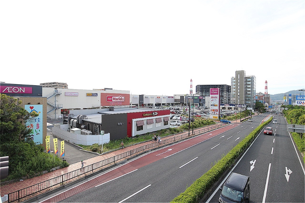 【北九州市八幡西区熊西のアパートのスーパー】