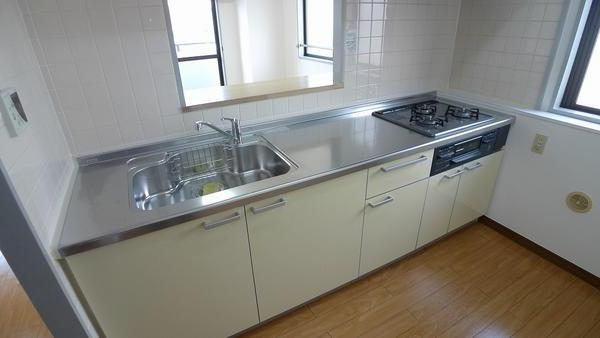 キッチン　同マンション別部屋参考
