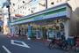 コンビニ　ファミリーマート新丸子駅西口店（コンビニ）まで207m