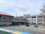 小学校　山中小学校（小学校）まで682m