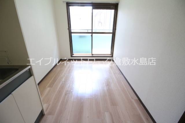 居室・リビング　居室