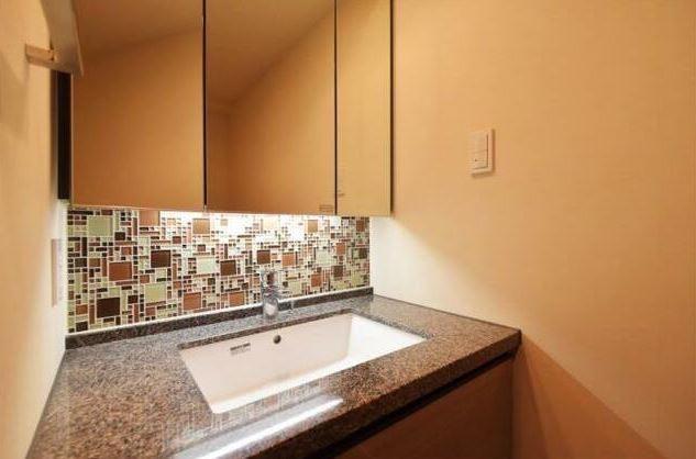 洗面設備　別部屋参考写真