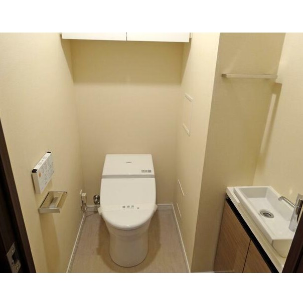 トイレ　別部屋参考写真