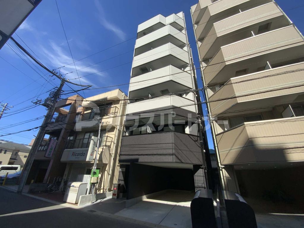 松戸市西馬橋蔵元町のマンションの建物外観