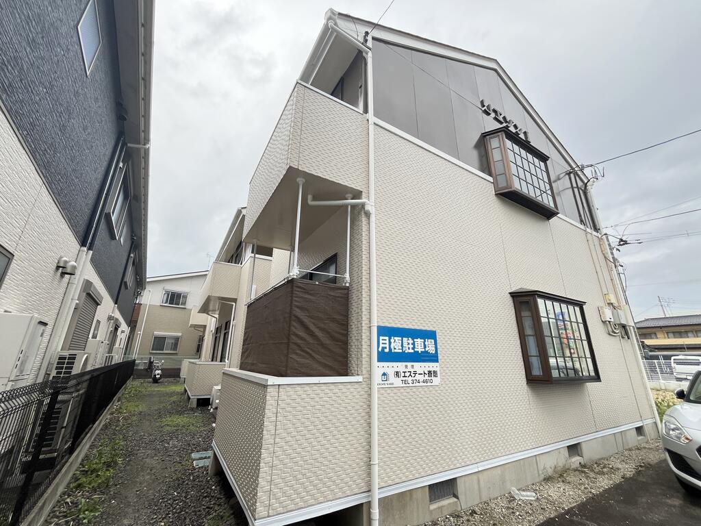 リエゾンIの建物外観