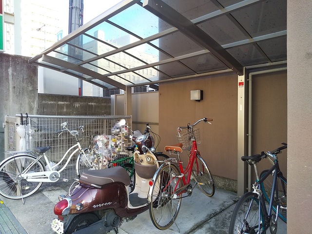 【松山市喜与町のマンションのその他共有部分】