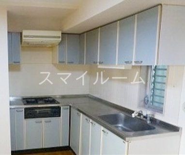 【大田区本羽田のマンションのキッチン】