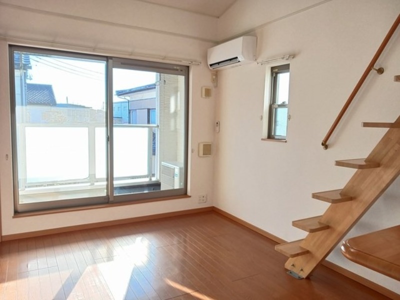 居室・リビング　図面と現状に相違がある場合には現状を優先