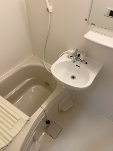 バス・シャワールーム　追炊き機能付き