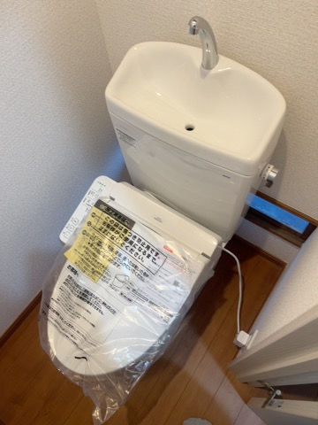トイレ　ウォシュレット新設
