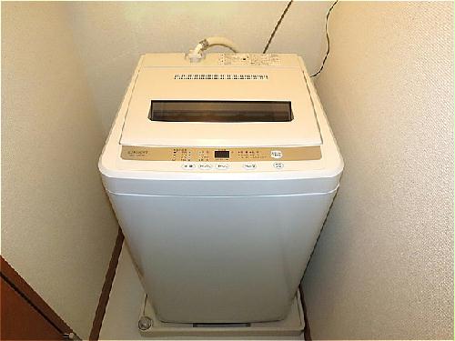 その他設備　洗濯機も付いています