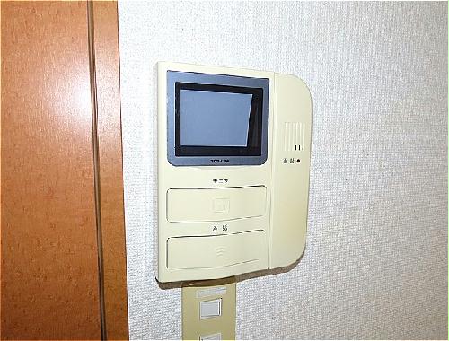 セキュリティ　モニター付きインターホンあり
