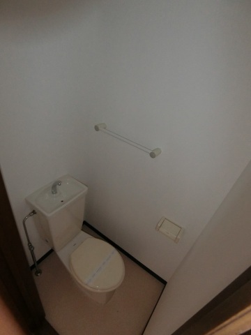 トイレ　同物件別室