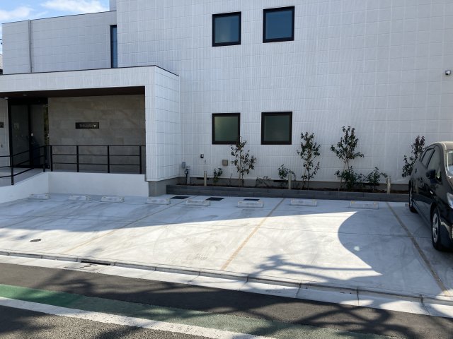 駐車場　ハレルアナ久が原