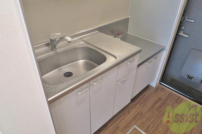 キッチン　調理スペースも広くとられており、使いやすそうなキッチンです。