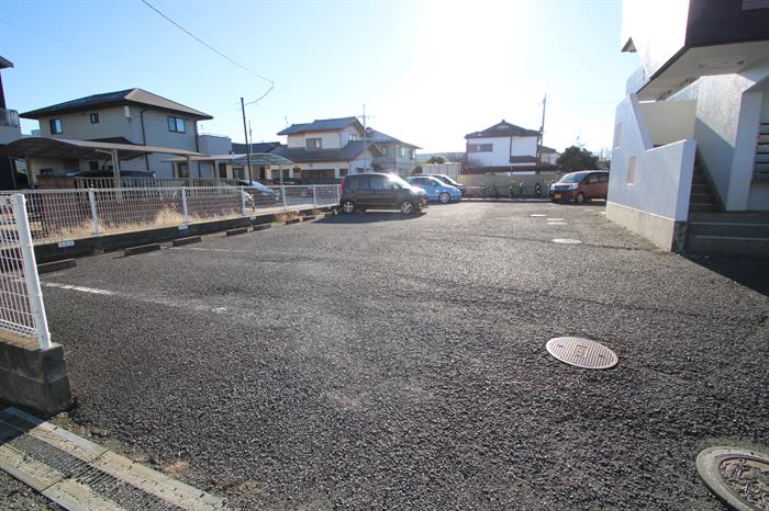 駐車場　駐車場１台無料です