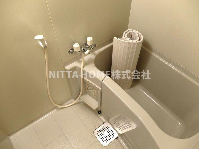 バス・シャワールーム　清潔感のあるバスルームです◎