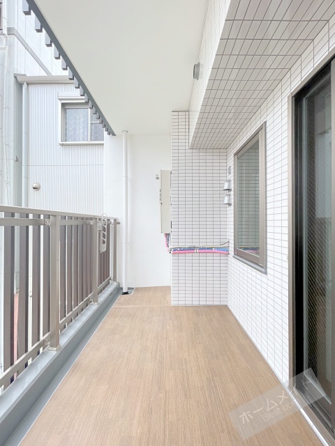 バルコニー　広いベランダ