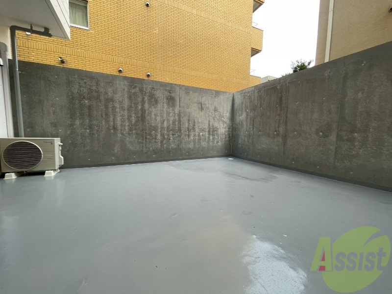 バルコニー　バルコニーが付いていますので一息ついてみてはいかがですか。