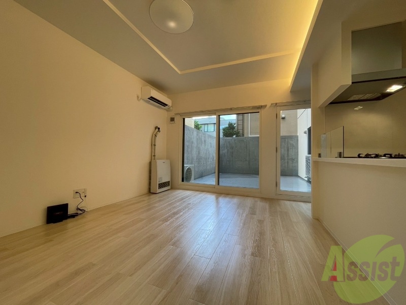 居室・リビング　広くてきれいなリビングです！快適に過ごせそうですね。