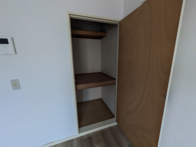 収納　居室収納