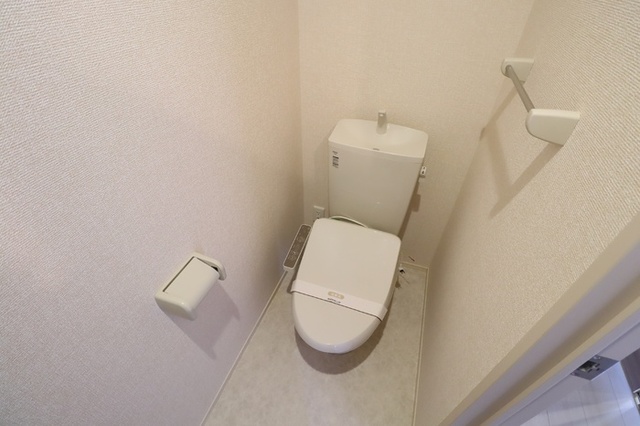 トイレ　★温水洗浄暖房便座★