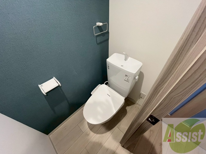 トイレ　こちらはトイレです。清潔感があり、安心して使用できます。