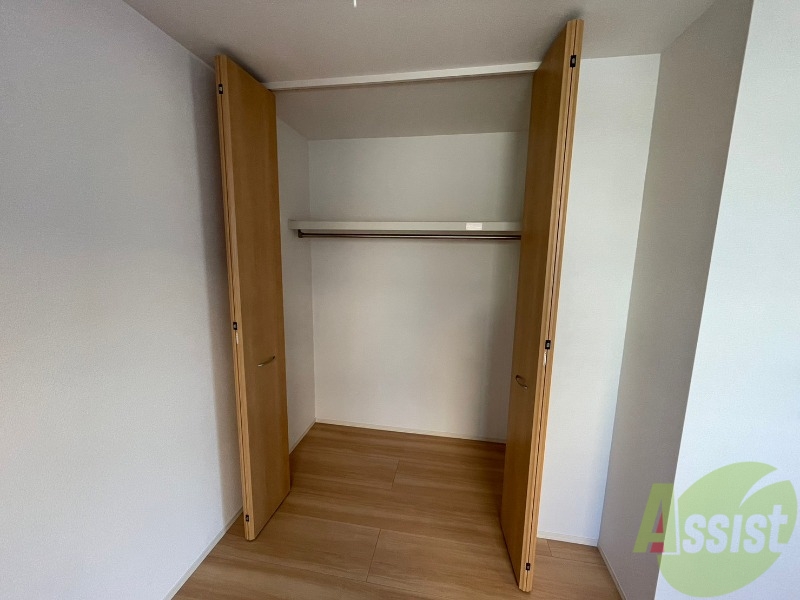 収納　洋室にはクローゼットがあるのですっきり片付きそうです。