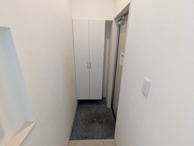 玄関　La Luce名駅南