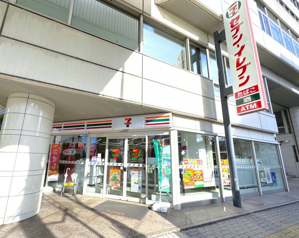 コンビニ　セブンイレブン高松田町店（コンビニ）まで113m