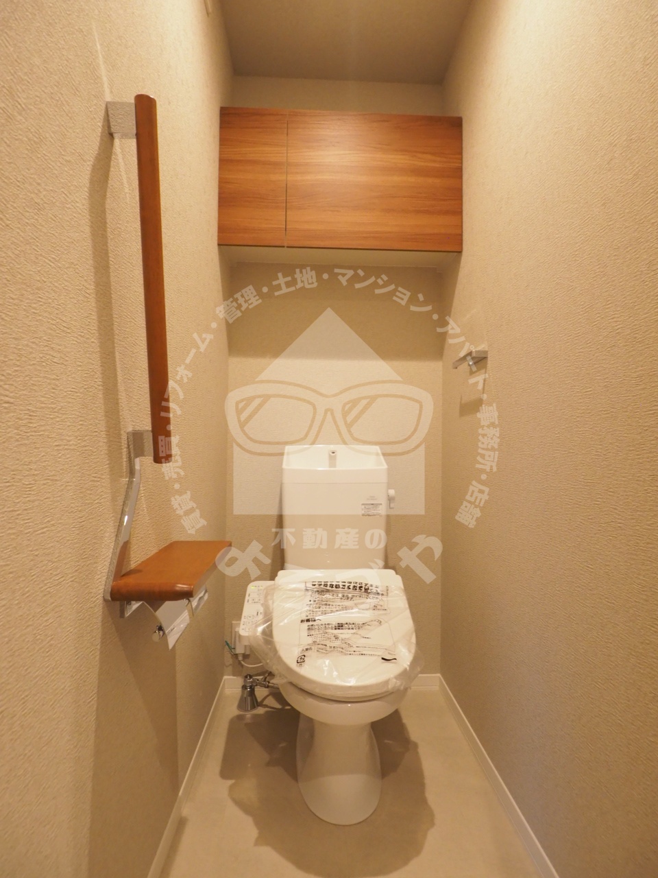 ＪＲ鹿児島本線 鹿児島駅 徒歩6分 3階建 築2年のトイレ写真