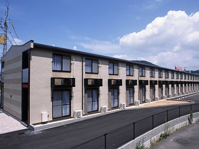 建物外観　落ち着いた雰囲気の外観です