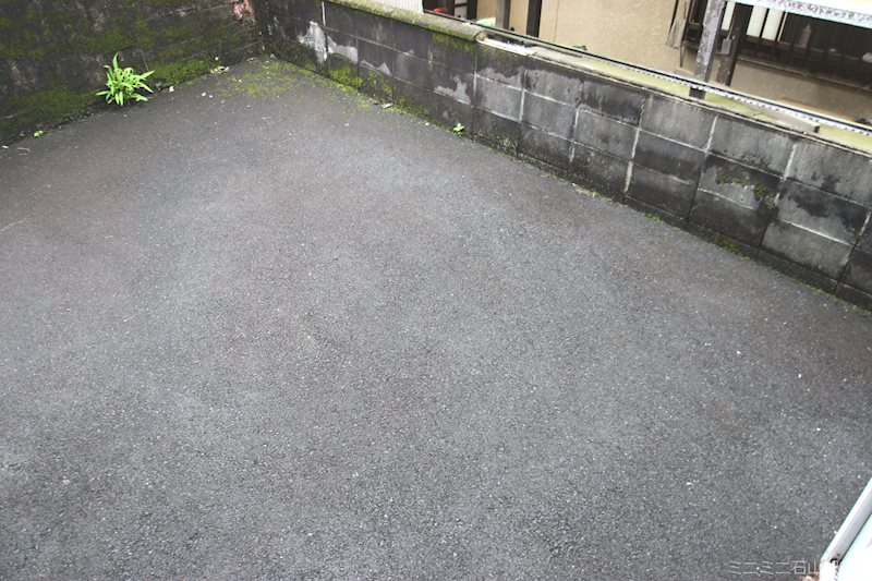 バルコニー　ベランダからは石山の夜景が。