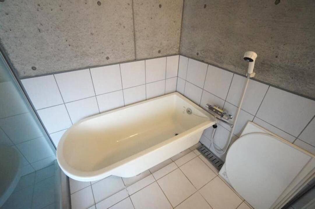 バス・シャワールーム　浴室