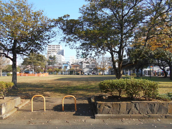 公園　上中里公園（公園）まで60m