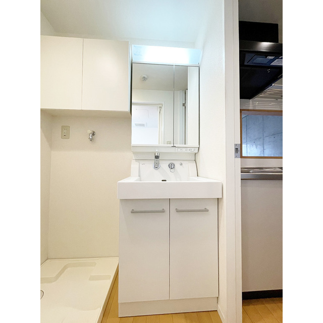 洗面設備　洗髪洗面化粧台