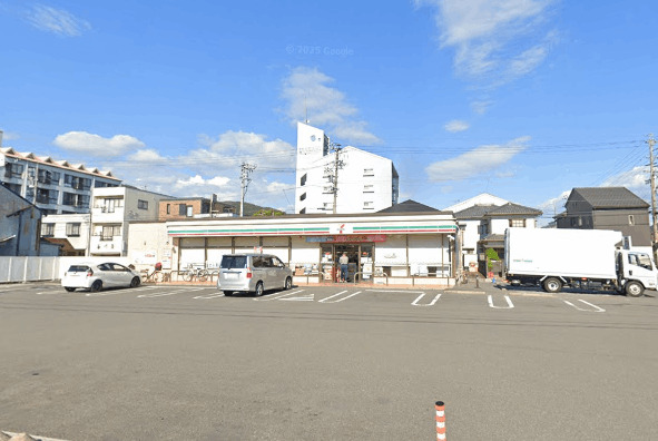 コンビニ　セブンイレブン岐阜長良福光店（コンビニ）まで201m
