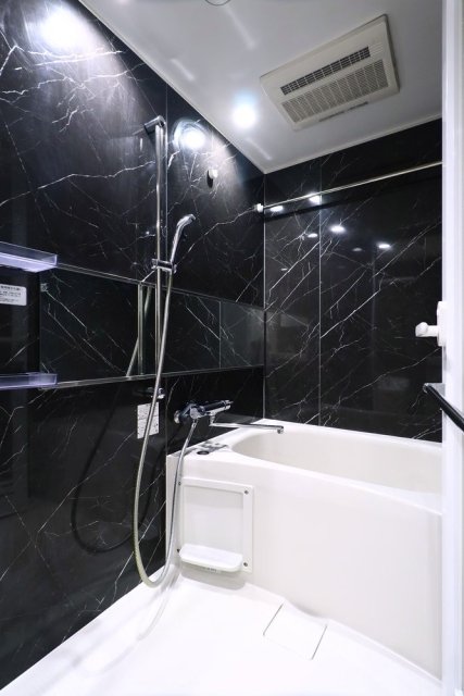 バス・シャワールーム　きれいなお風呂です