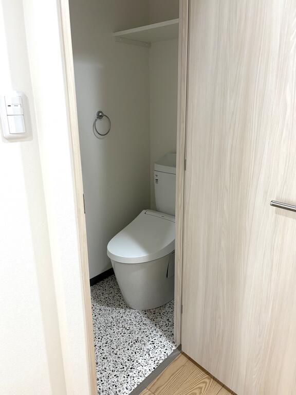 トイレ　※同タイプ別部屋のお写真です。