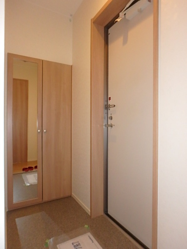 玄関　図面と現状に相違がある場合には現状を優先