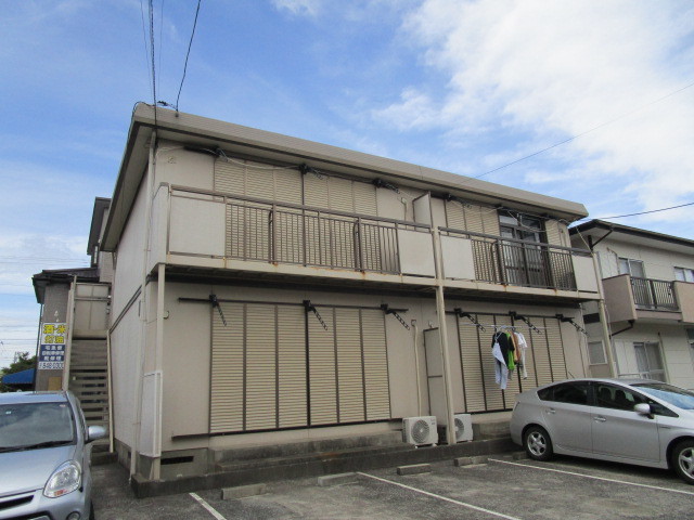 建物外観　耐震構造のセキスイハイム施工　南向き日当たり良好