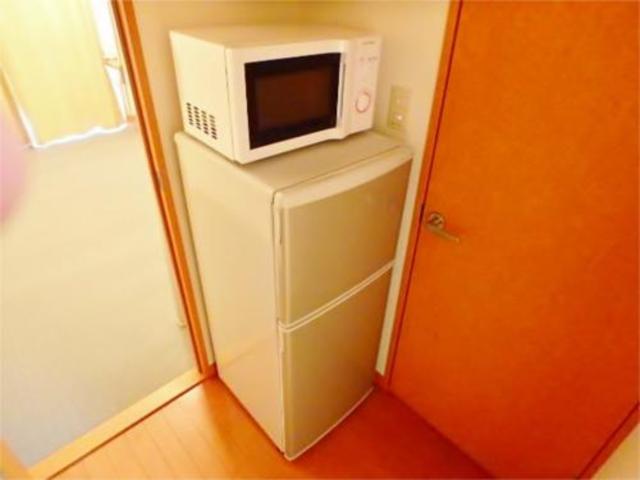 キッチン　家具家電いっぱい