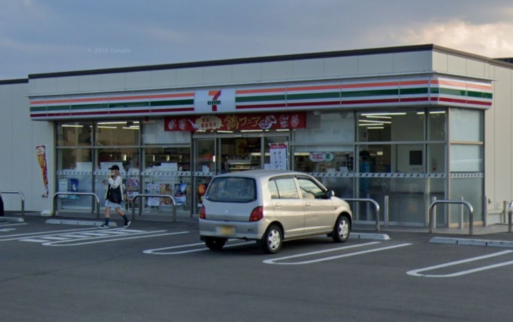 コンビニ　セブンイレブン 小郡上岩田店（コンビニ）まで26m