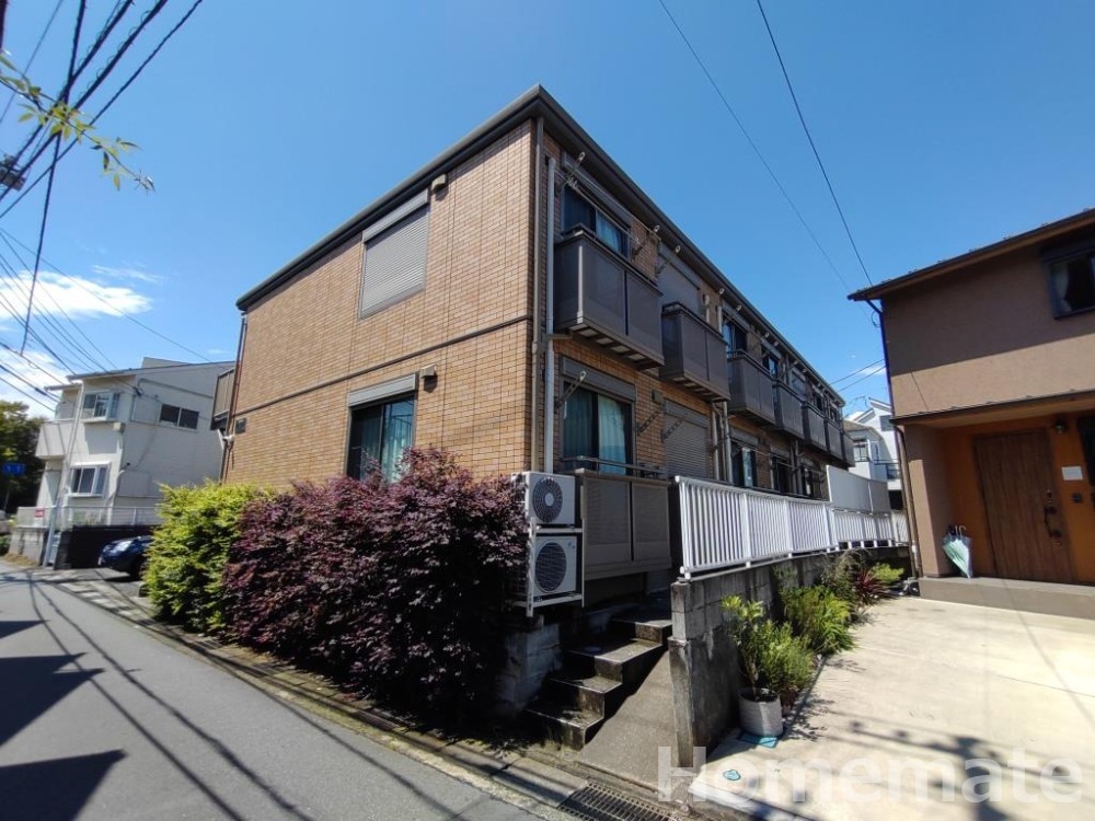 建物外観　２００６年１０月築のアパートです！