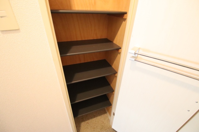 収納　※別室の参考写真の為、現況優先です。